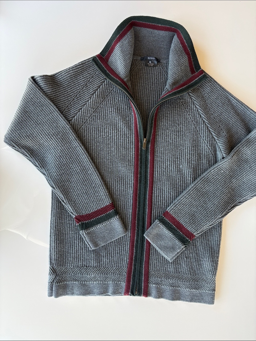 Gucci Grey Ribbed Zip-Up Cardigan with Burgundy and Dark Green Trim